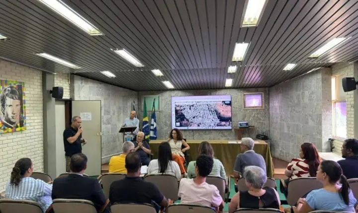 Depois de mais de 30 anos, 202 famílias recebem títulos de propriedade em Cachoeiro
