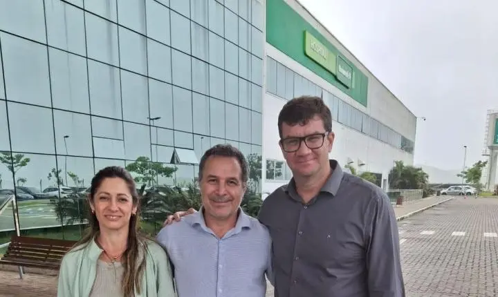 Especialista nacional em hérnias realiza cirurgia no Hospital da Unimed em Cachoeiro