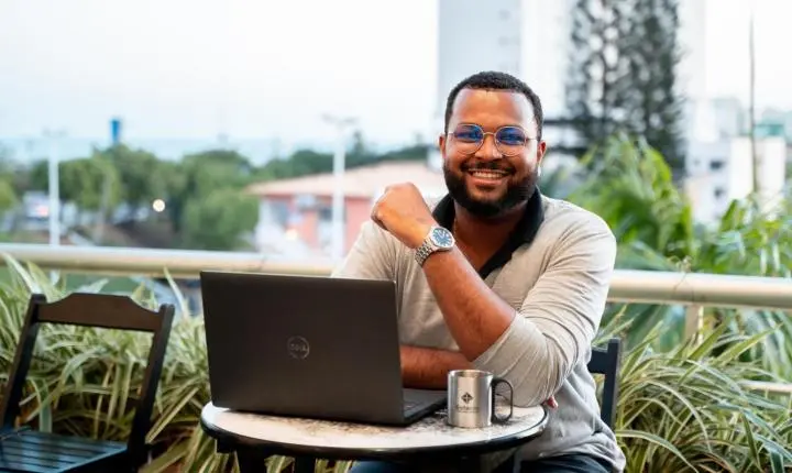 Estácio abre feira virtual de empregos para empresas regionais