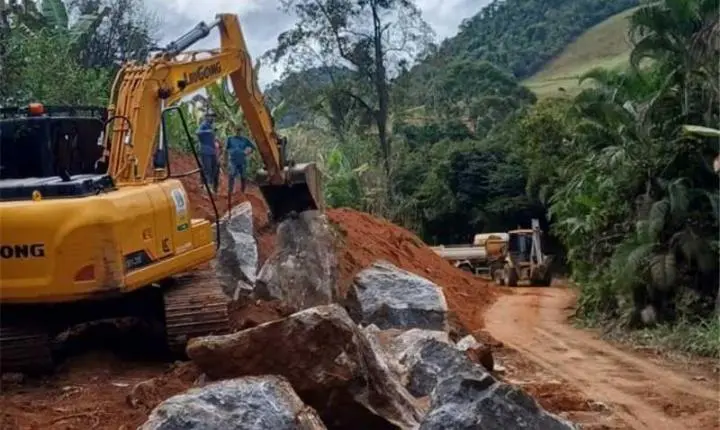 Estrada do Gavião avança e comunidade se aproxima do sonho da pavimentação completa