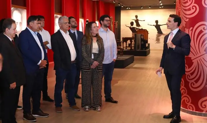 Exposição dos 190 anos da Assembleia emociona empresários e destaca trajetória de desenvolvimento do Espírito Santo