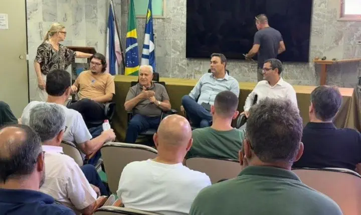 Ferraço se afasta por 8 dias e Juninho assume Prefeitura de Cachoeiro