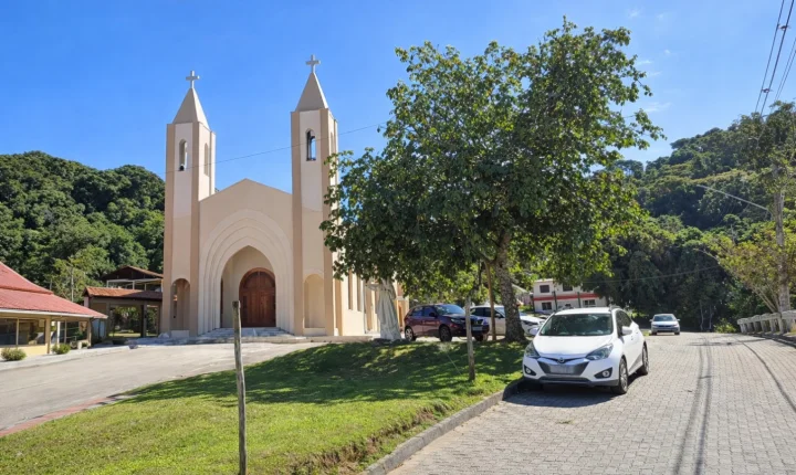 Furtos e tentativas de arrombamento acendem alerta no Centro de Vargem Alta