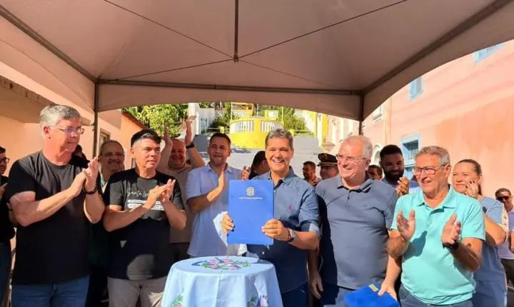 Governador realiza entregas e anuncia investimentos em Santa Leopoldina