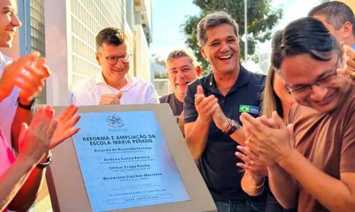 Governo entrega duas escolas modernizadas e reforça investimentos na educação da Serra