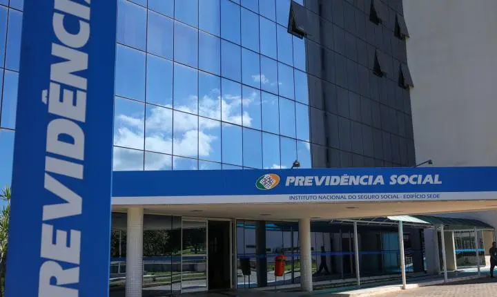 INSS suspende novos empréstimos consignados do C6 Consig a aposentados