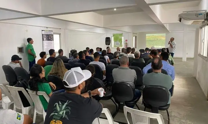 Leite em pauta: encontro reúne produtores, cooperativas e especialistas para fortalecer a pecuária no Sul do Espírito Santo