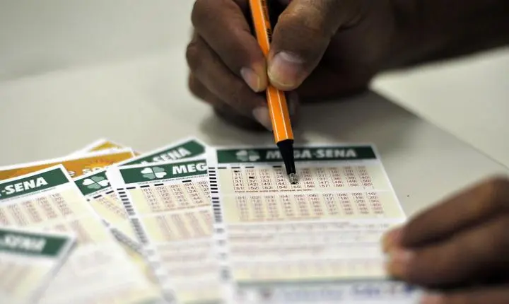 Mega-Sena acumula novamente e prêmio principal vai para R$ 65 milhões