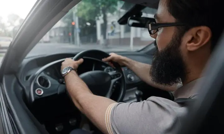 Motoristas de aplicativo terão desconto de pelo menos 12% na compra de veículos novos no ES