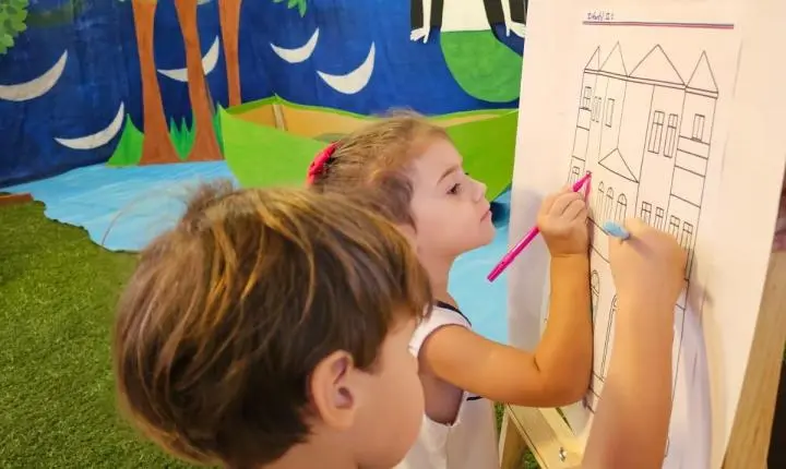 Museu escolar transforma obras de Alfredo Volpi em experiência imersiva para alunos