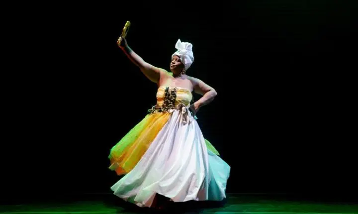 Musical sobre infância negra e cultura das periferias chega a Belo Horizonte em novembro
