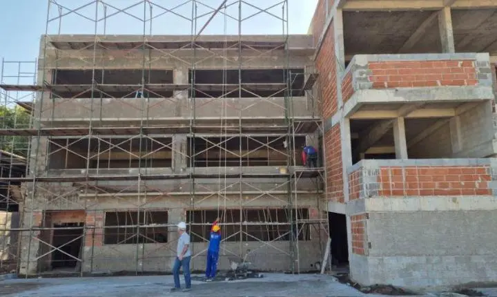 Nova escola em Ponta da Fruta entra na fase final das obras e terá capacidade para 1,8 mil alunos