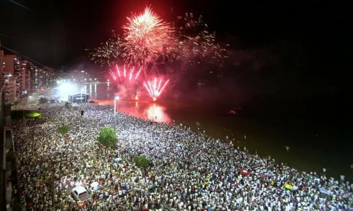 Olodum e mais de 30 shows integram programação do verão 2026 em Guarapari