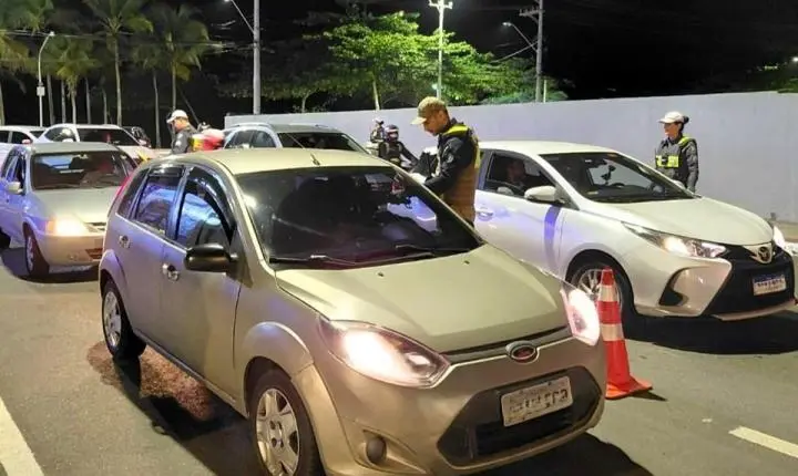 Operação Copa do Mundo prende motorista embriagado durante blitz da Lei Seca no ES