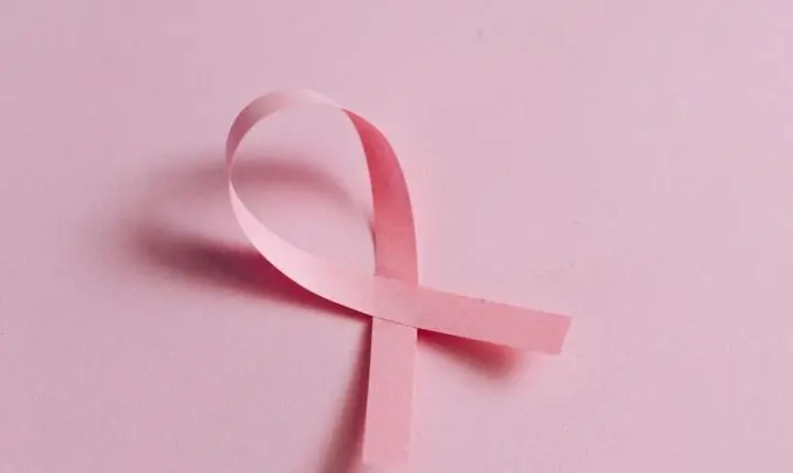 Outubro Rosa: Cariacica terá palestra gratuita sobre prevenção do câncer de mama e do colo do útero