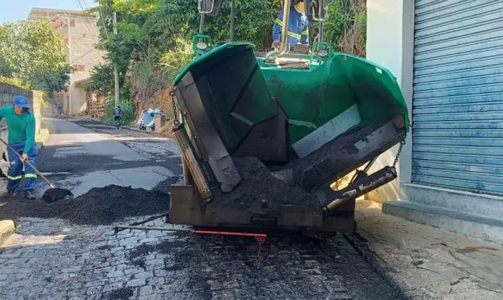 Pavimentação avança no bairro Amarelo e melhora mobilidade em Cachoeiro
