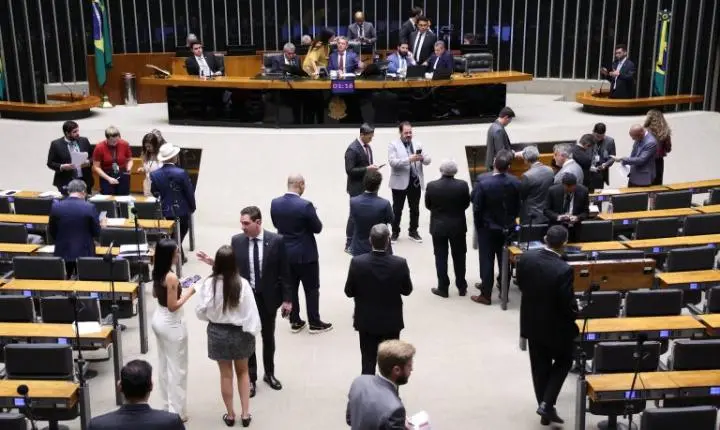 Plenário analisa acordo de cooperação espacial assinado por Brasil e Venezuela; acompanhe