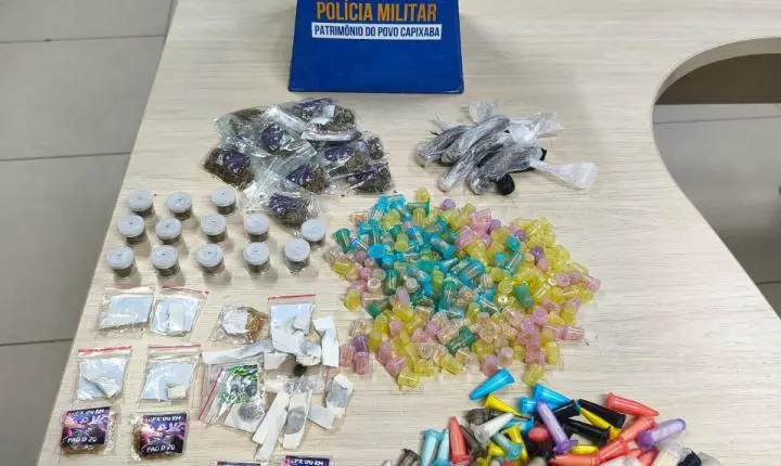 PM apreende drogas após suspeitos fugirem durante patrulhamento em Cariacica
