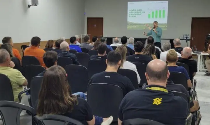 Prefeitura apresenta Plano Safra e amplia acesso ao crédito para produtores rurais de Cachoeiro