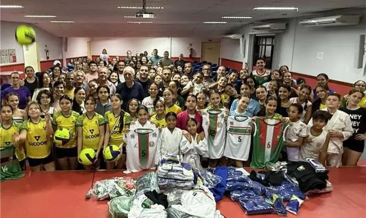 Projeto Campeões de Futuro recebe novos uniformes e materiais esportivos em Alfredo Chaves