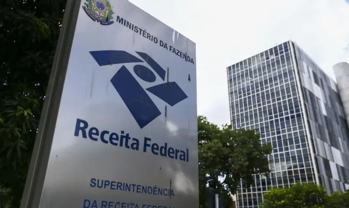 Receita regulamenta tributação mínima de 15% para multinacionais