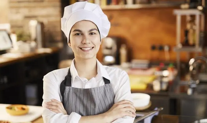 Restaurante abre vaga para auxiliar de cozinha em Vargem Alta