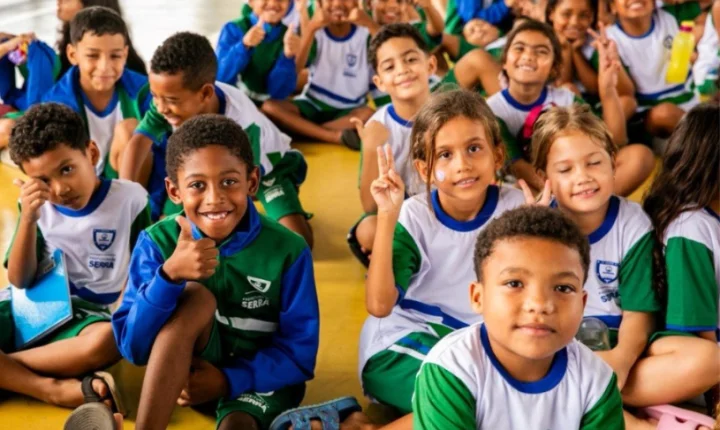 Serra comemora melhor Ideb em 20 anos e amplia investimentos para transformar futuro dos estudantes