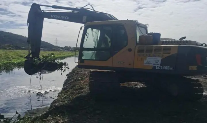 Serra reforça limpeza de canais e córregos para prevenir alagamentos em quatro bairros