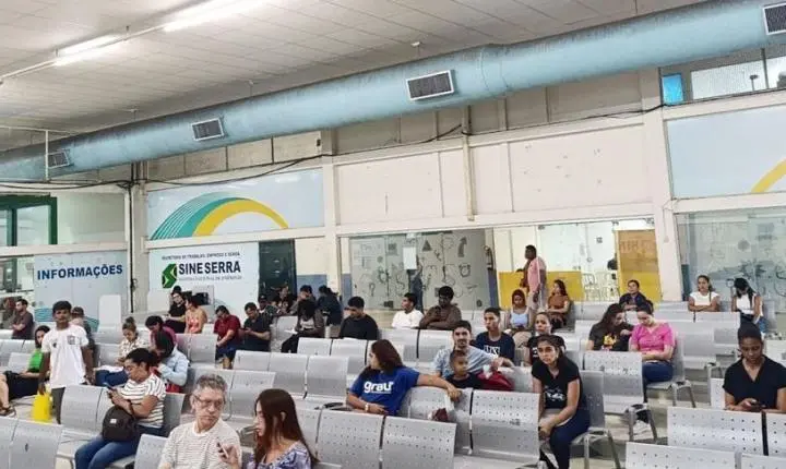 Serra tem vagas de emprego para motoristas, logística, indústria e construção civil