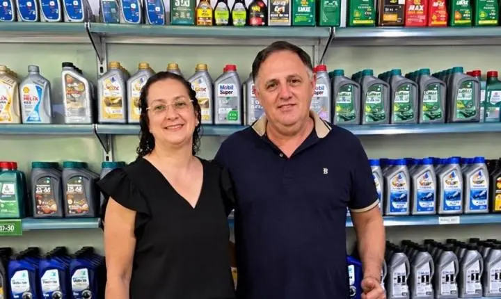 Um casal, uma autopeças e 20 anos de história em Vargem Alta
