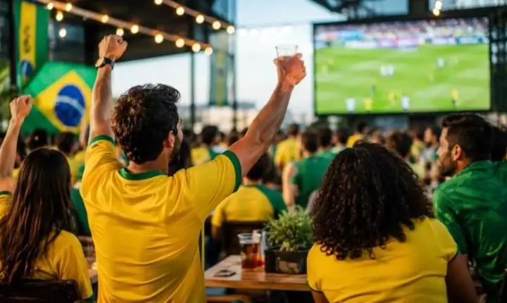 Vai assistir aos jogos da Copa em bares? Procon alerta para cobranças abusivas e reforça direitos do consumidor