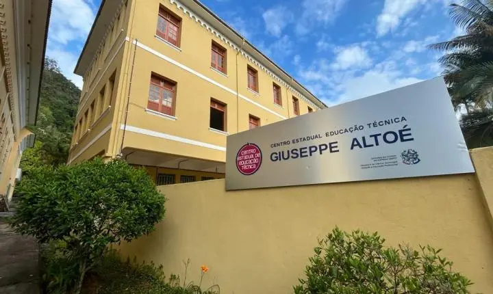 Vargem Alta abre cursos gratuitos de estética e gastronomia