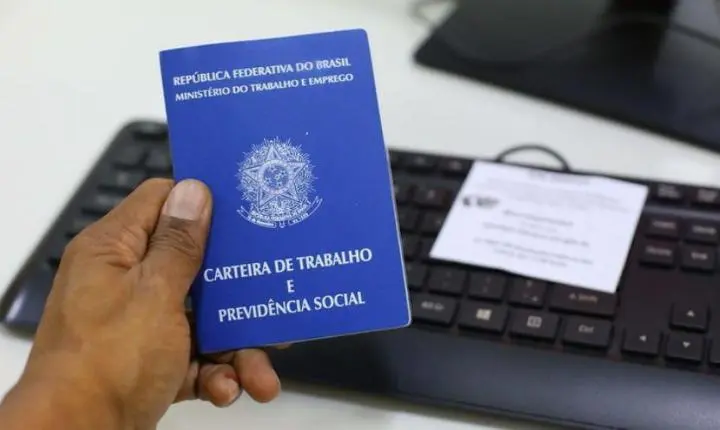 Vila Velha abre 871 vagas de emprego nesta terça-feira; veja como se candidatar