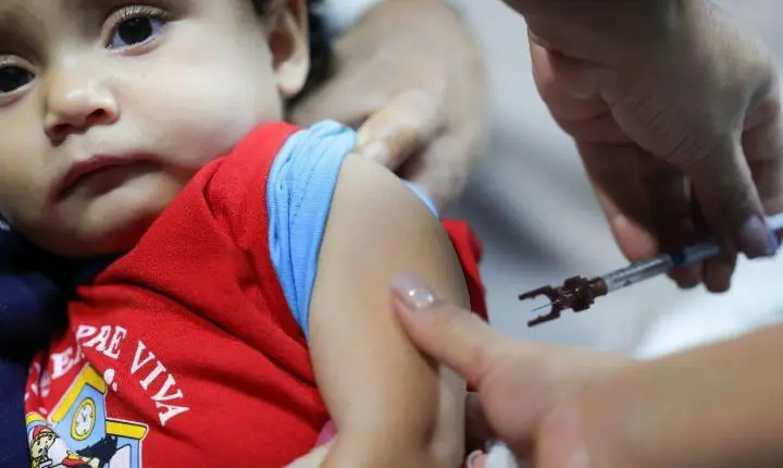 Vila Velha intensifica vacinação de crianças e adolescentes e promove força-tarefa durante todo o mês de agosto