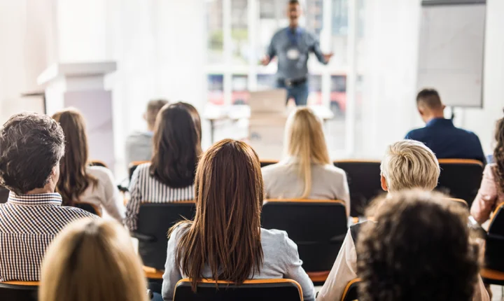 Vitória oferece palestra gratuita para quem quer melhorar comunicação e fortalecer negócios